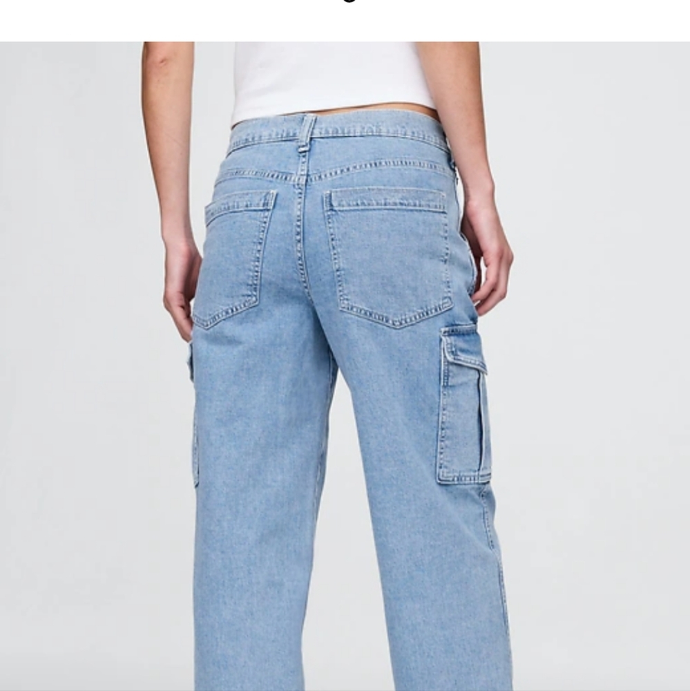 GAP Women's 90s Loose Midrise Cargo Jeans